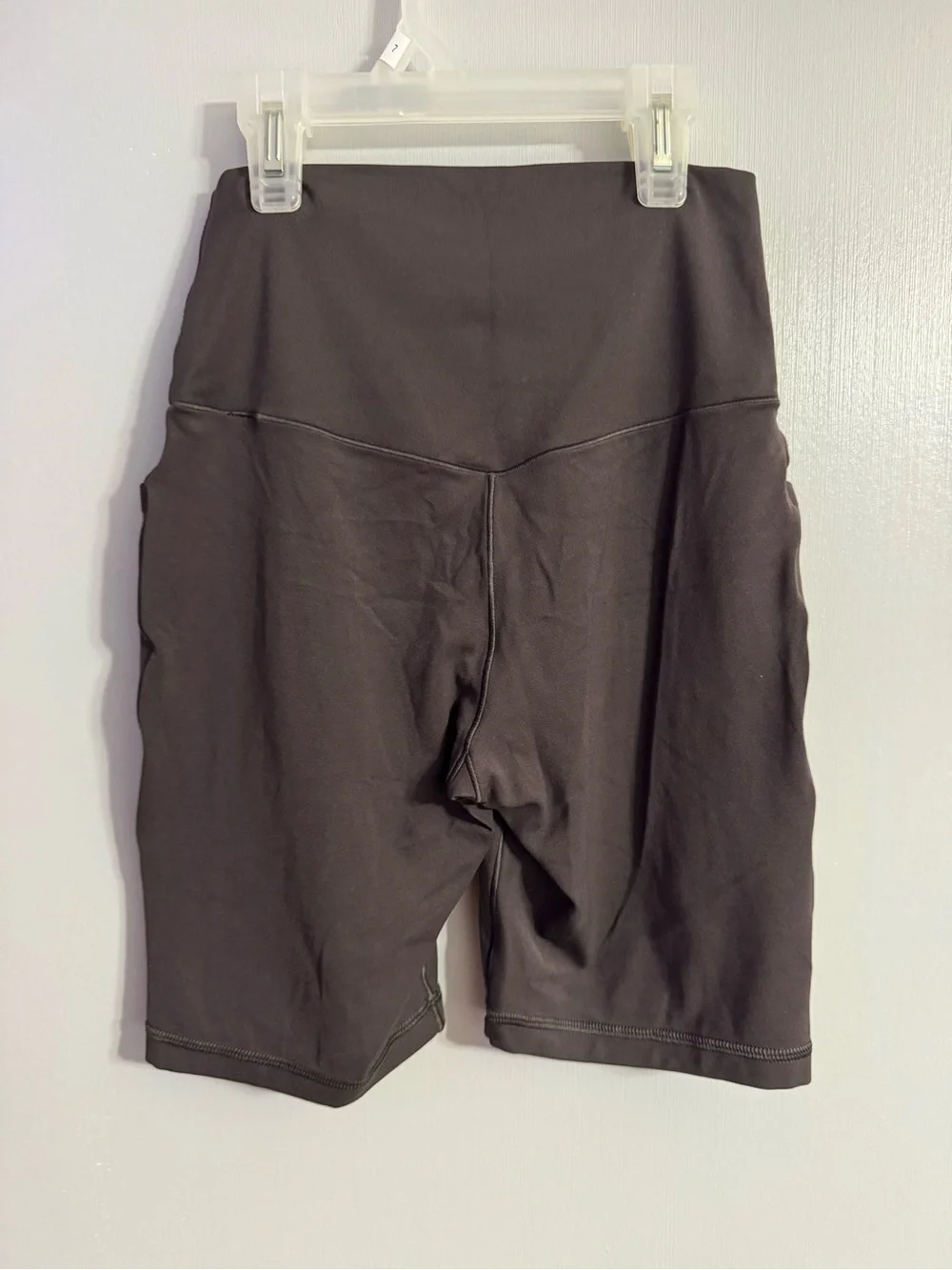 Offline by Aerie High Rise Bike Shorts with Side Pockets Size Small